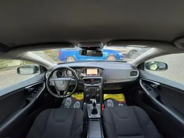 Volvo V40 Diesel 2.0 2017 Manuala