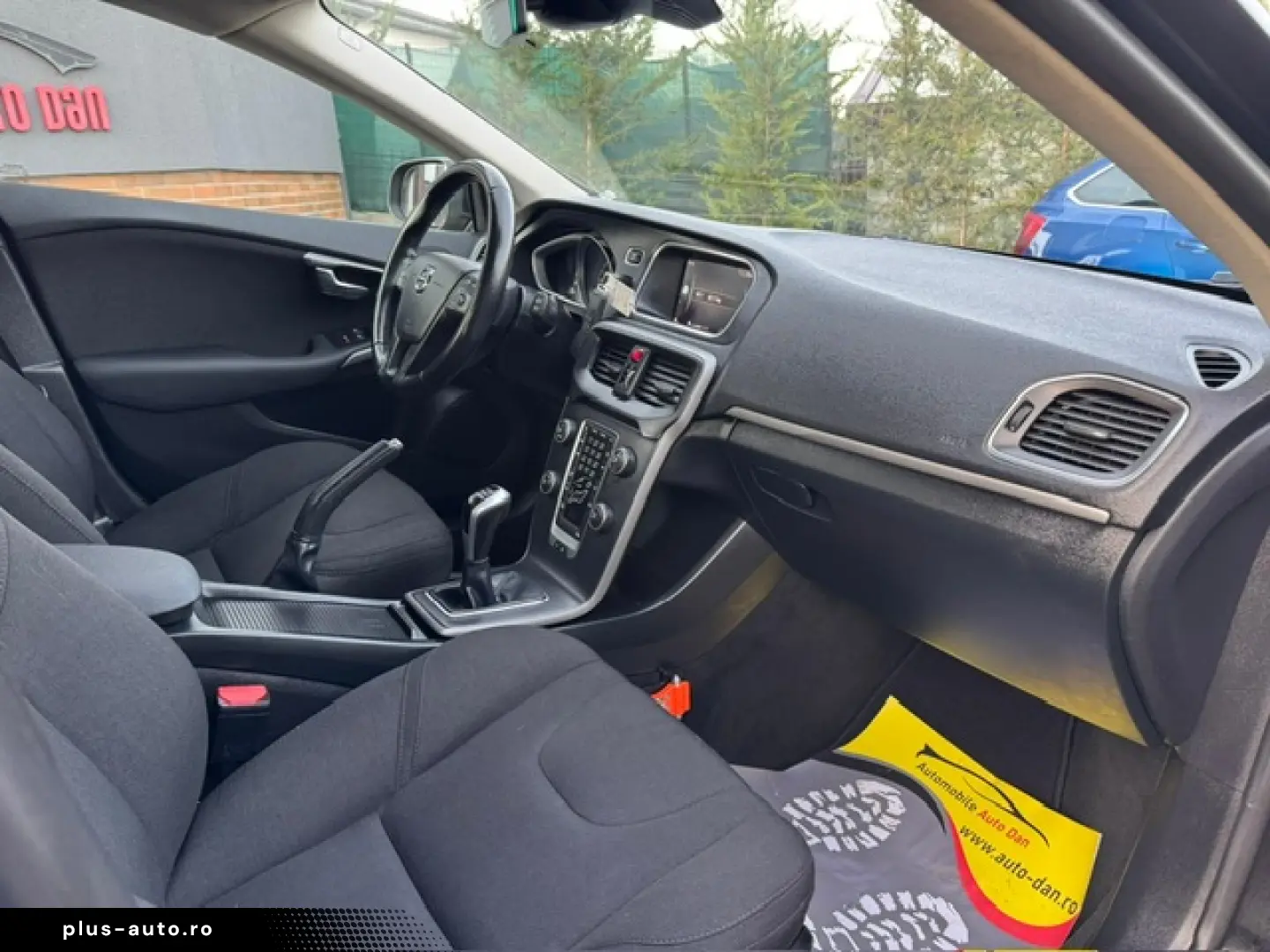 Volvo V40 Diesel 2.0 2017 Manuala