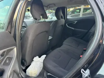 Volvo V40 Diesel 2.0 2017 Manuala