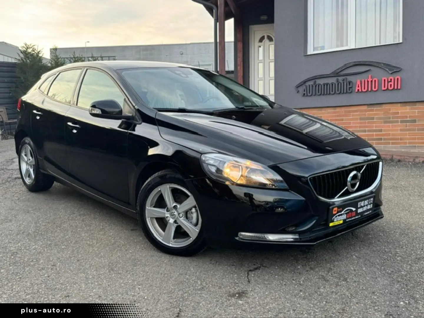 Volvo V40 Diesel 2.0 2017 Manuala