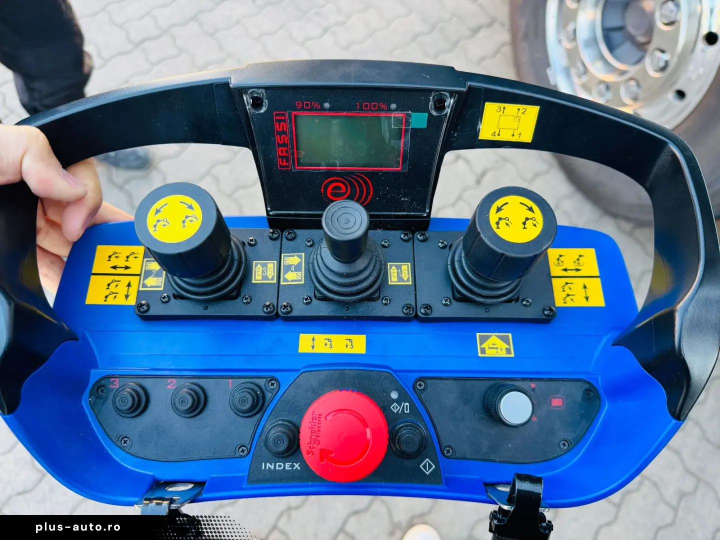 VOLVO FH500 6x4mit Fassi F545 2.27 JIB Winde