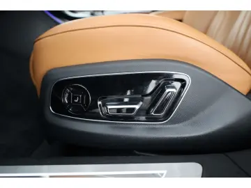 AUDI A8 50 TDI quattro