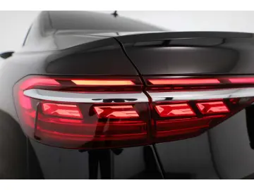 AUDI A8 50 TDI quattro