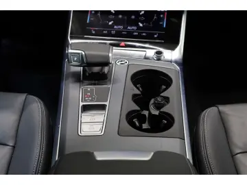 AUDI A6 Avant 45 TDI