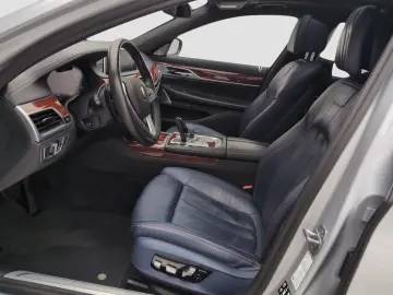 ALPINA B7 Biturbo TV NightVision Bowers&Wilkins