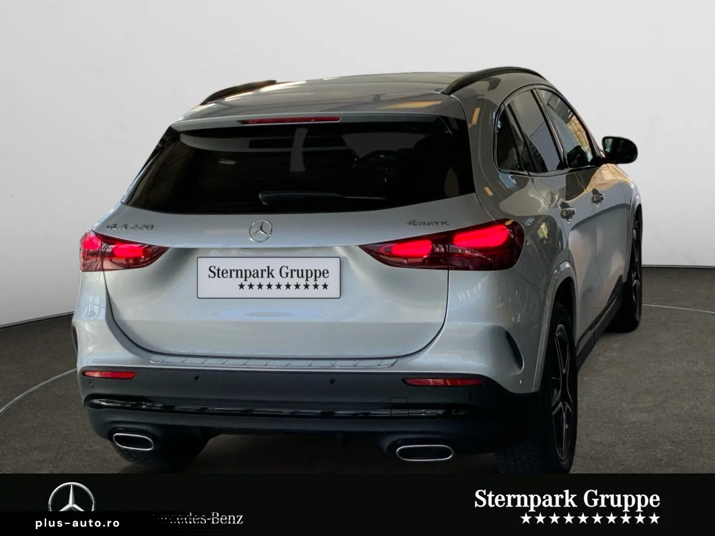 MERCEDES-BENZ GLA 220 4MATIC AMG Line Distronic NightP. Pano