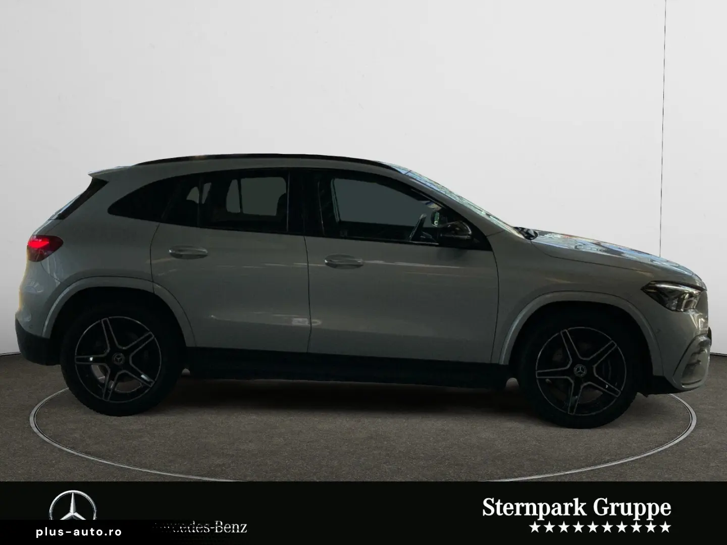 MERCEDES-BENZ GLA 220 4MATIC AMG Line Distronic NightP. Pano