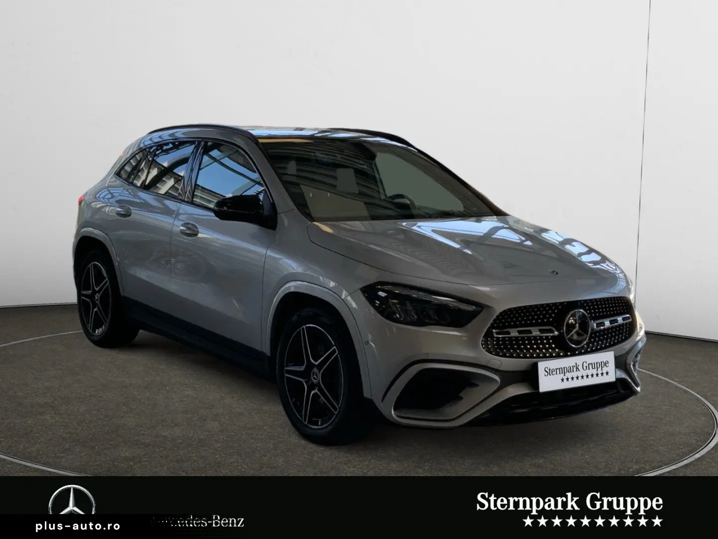 MERCEDES-BENZ GLA 220 4MATIC AMG Line Distronic NightP. Pano