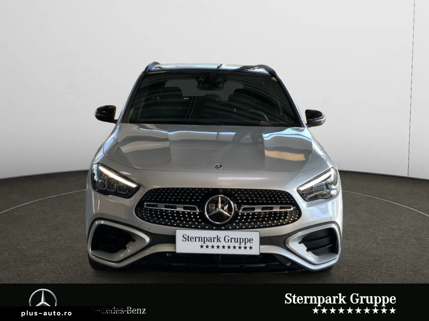 MERCEDES-BENZ GLA 220 4MATIC AMG Line Distronic NightP. Pano