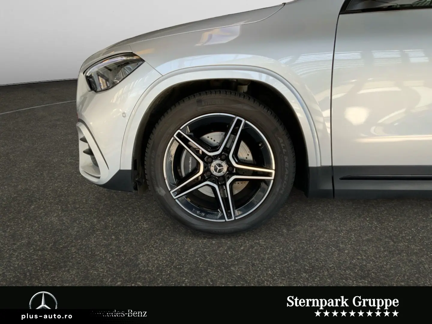 MERCEDES-BENZ GLA 220 4MATIC AMG Line Distronic NightP. Pano