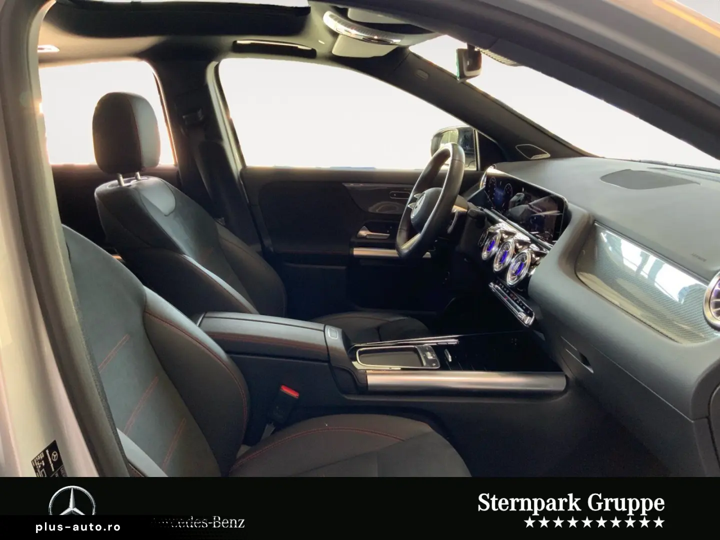 MERCEDES-BENZ GLA 220 4MATIC AMG Line Distronic NightP. Pano