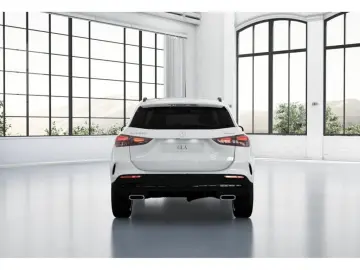 MERCEDES-BENZ GLA 220 4M AMG-Sport LED Cam Pano Night