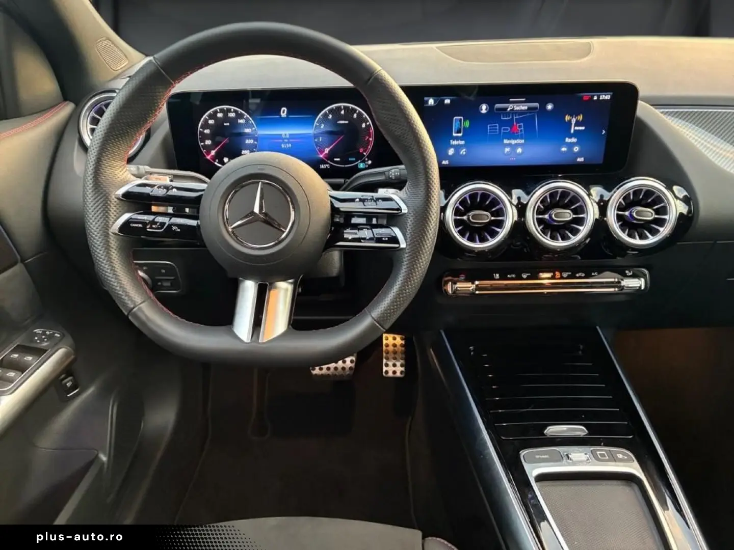 MERCEDES-BENZ GLA 220 4MATIC AMG LED DISTRONIC