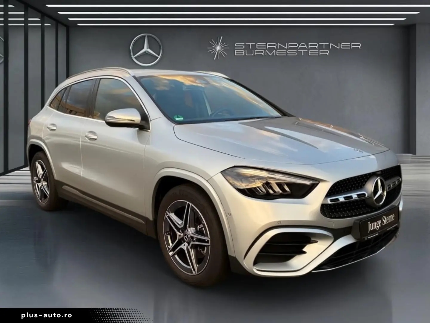 MERCEDES-BENZ GLA 220 4MATIC AMG LED DISTRONIC