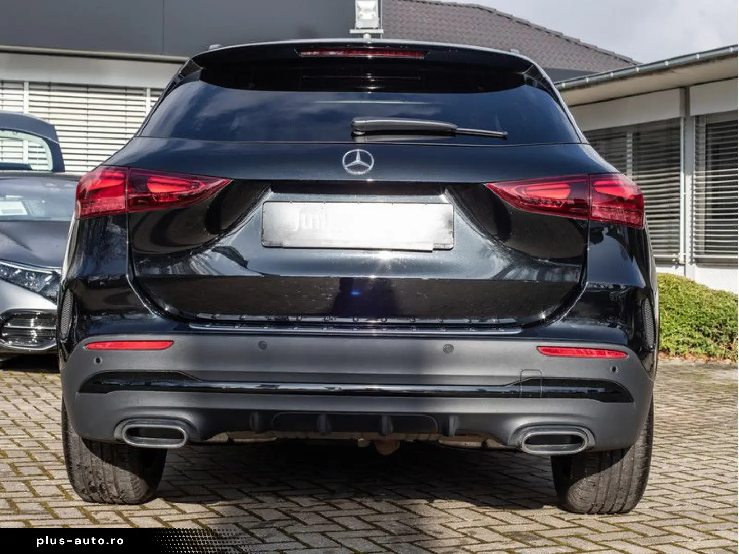 MERCEDES-BENZ GLA 220 4M AMG-Sport LED Cam Pano Night