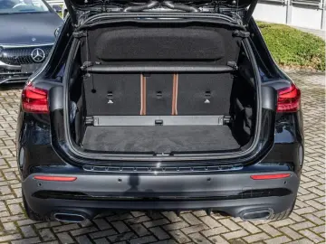 MERCEDES-BENZ GLA 220 4M AMG-Sport LED Cam Pano Night