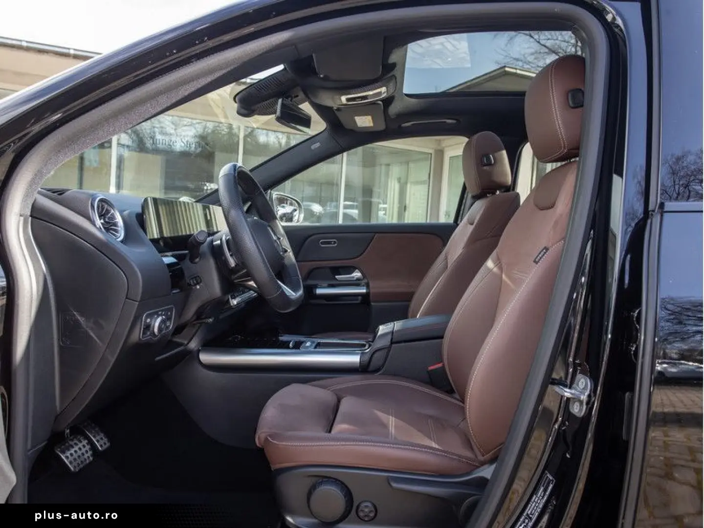 MERCEDES-BENZ GLA 220 4M AMG-Sport LED Cam Pano Night