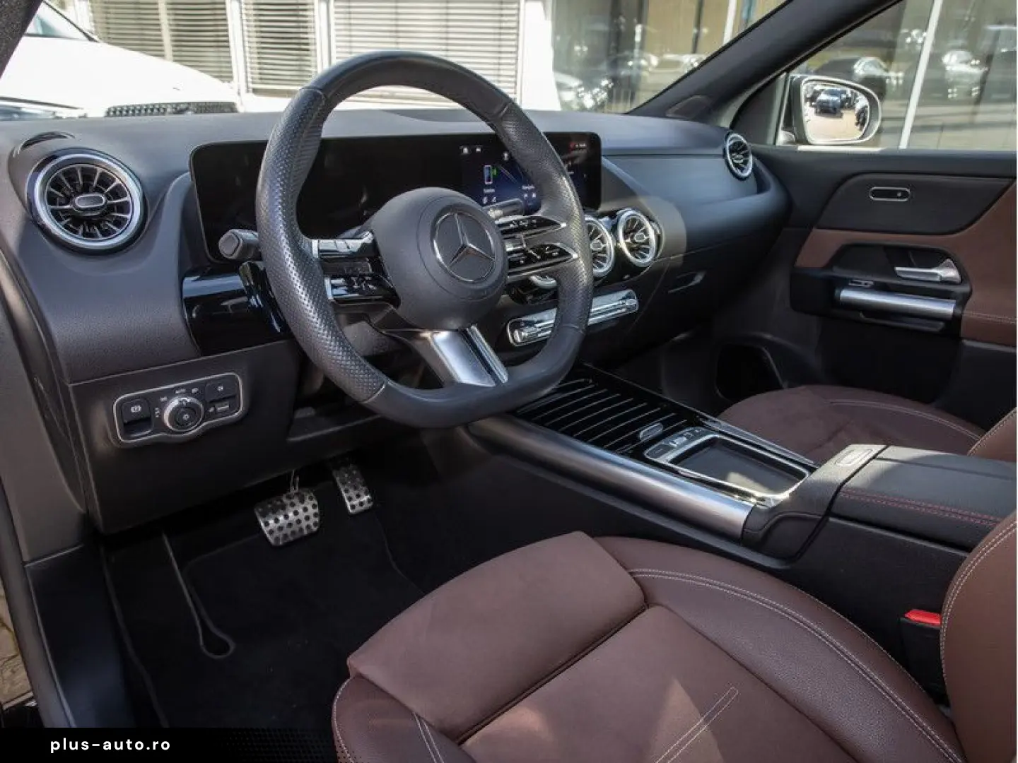 MERCEDES-BENZ GLA 220 4M AMG-Sport LED Cam Pano Night
