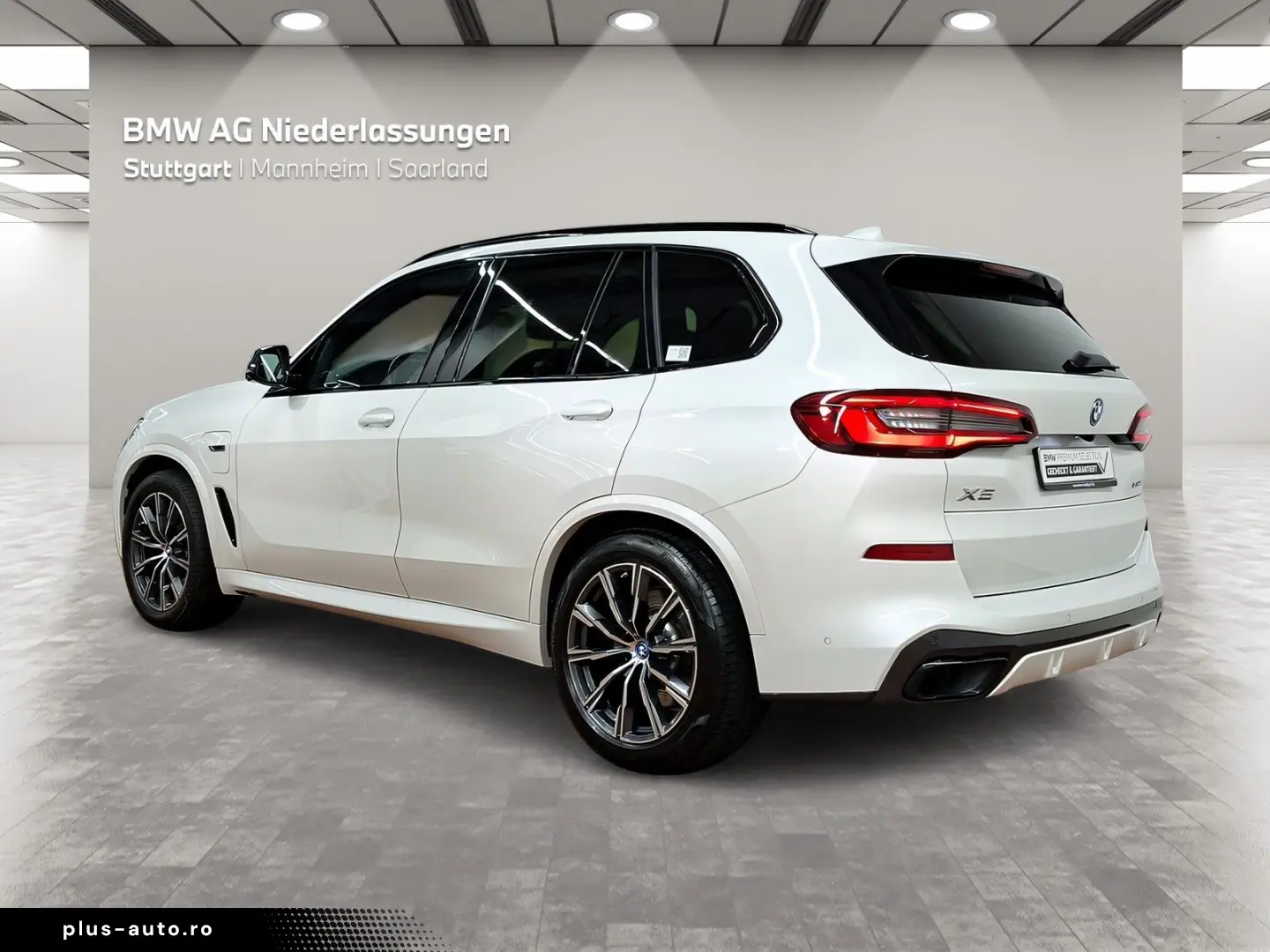 BMW X5 xDrive45e M Sport Night Vision Massage AHK