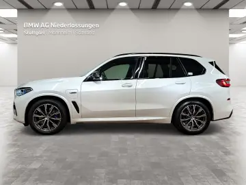 BMW X5 xDrive45e M Sport Night Vision Massage AHK
