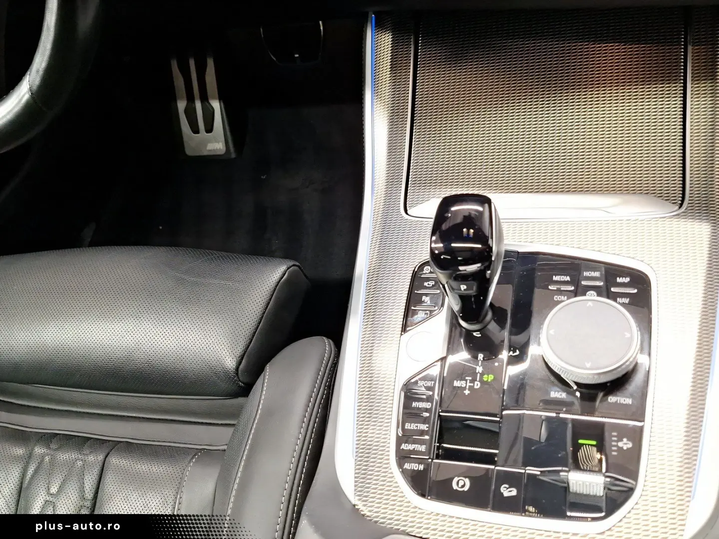 BMW X5 xDrive45e M Sport Night Vision Massage AHK