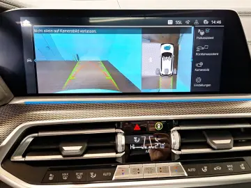 BMW X5 xDrive45e M Sport Night Vision Massage AHK