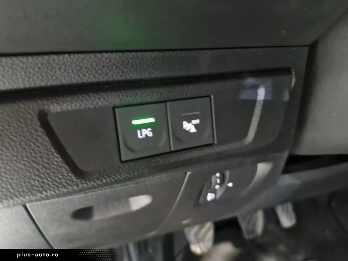 DACIA LOGAN 1.0 Eco-G 100CP Expression MT6