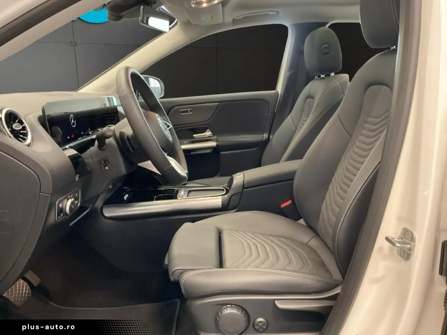 MERCEDES-BENZ GLA 220 4M PROGRESSIVE PANORAMA SPURASSIST PDC