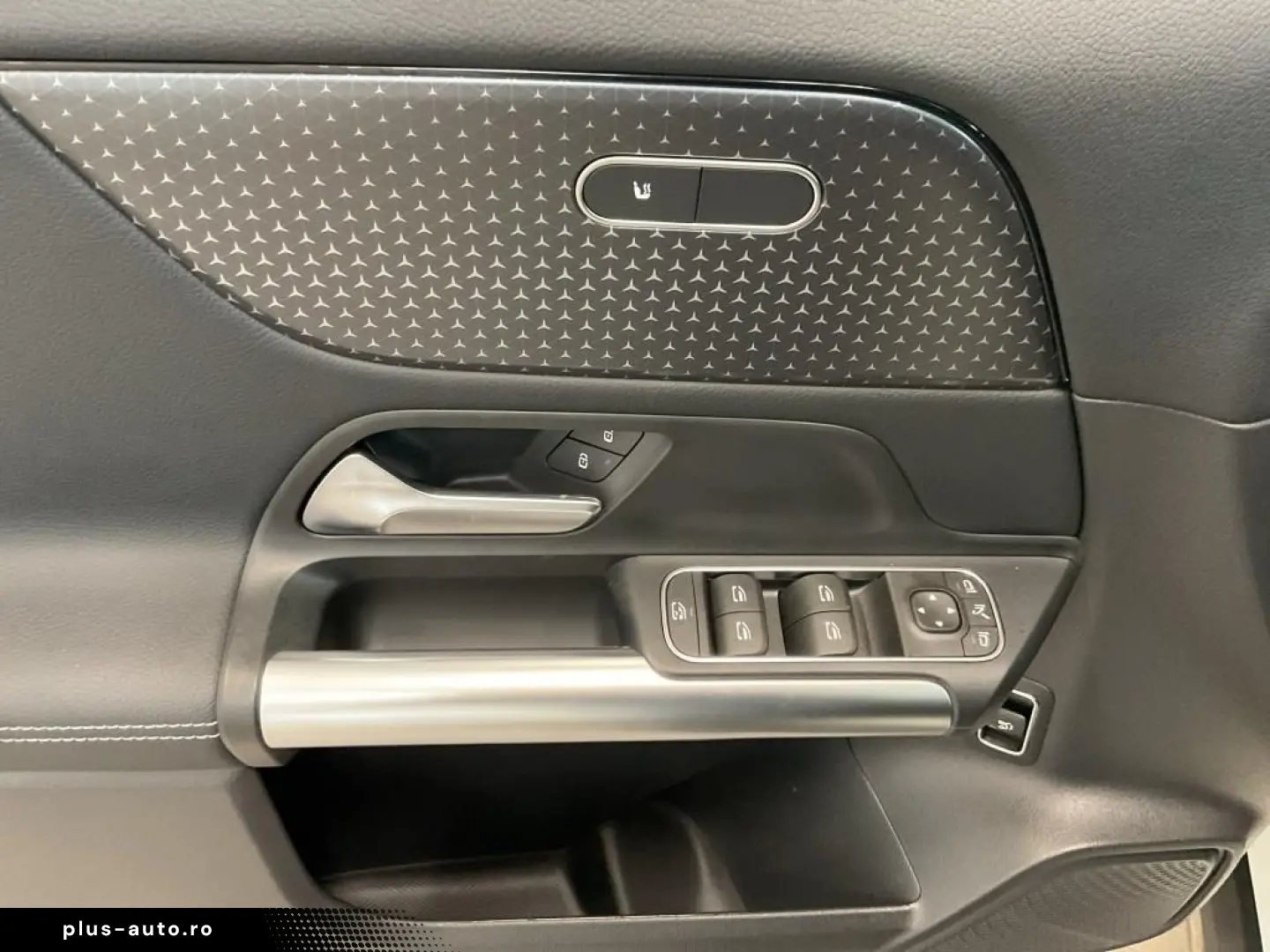 MERCEDES-BENZ GLA 220 4M PROGRESSIVE PANORAMA SPURASSIST PDC