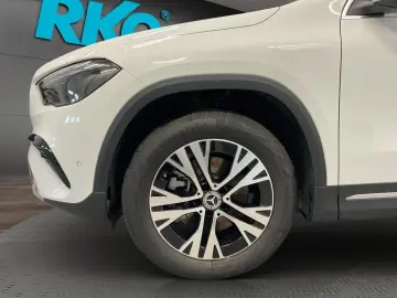 MERCEDES-BENZ GLA 220 4M PROGRESSIVE PANORAMA SPURASSIST PDC