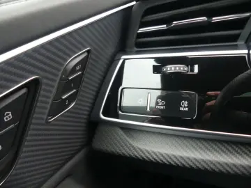 AUDI RSQ8 4.0 TFSI quattro