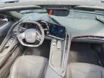 Corvette C8 E-Ray Convertible 3LZ