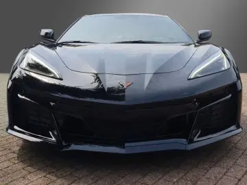 Corvette C8 E-Ray Convertible 3LZ