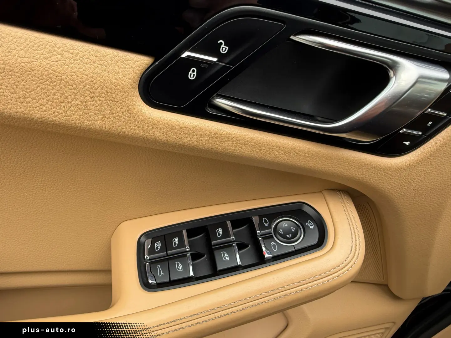 Porsche Macan S 2016    Sport Chrono