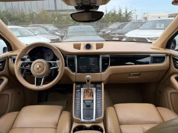 Porsche Macan S 2016    Sport Chrono