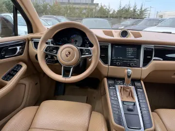 Porsche Macan S 2016    Sport Chrono