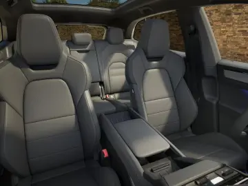 Porsche Cayenne Electric   Drive-Assist  AHK  BOSE