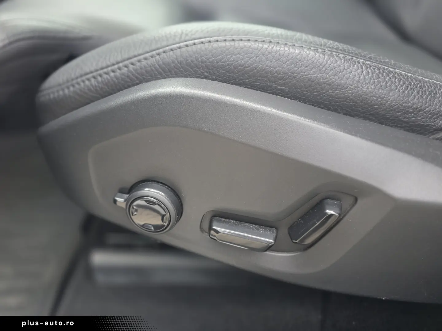 Volvo XC60 T8 AWD Plug In 390 CP Aut 8tr