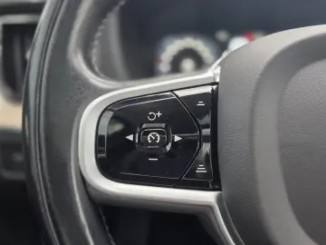 Volvo XC60 T8 AWD Plug In 390 CP Aut 8tr