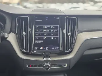 Volvo XC60 T8 AWD Plug In 390 CP Aut 8tr