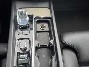 Volvo XC60 T8 AWD Plug In 390 CP Aut 8tr