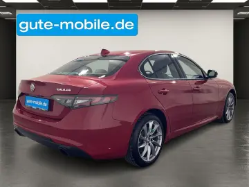 ALFA ROMEO Giulia 2.0 Ti Q4   MATRIX   18    LEDER
