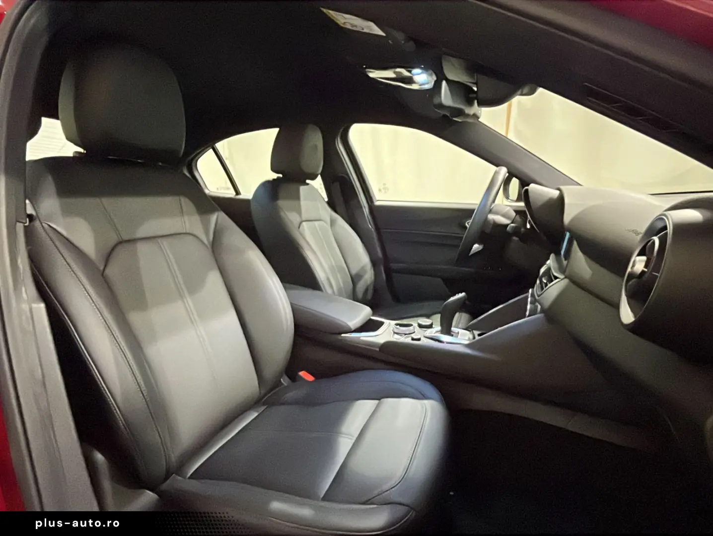 ALFA ROMEO Giulia 2.0 Ti Q4   MATRIX   18    LEDER