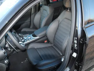 ALFA ROMEO Giulia Veloce MY23  Assistenz Premium  NP 66.390