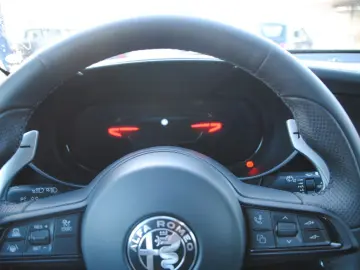 ALFA ROMEO Giulia Veloce MY23  Assistenz Premium  NP 66.390