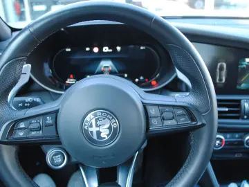 ALFA ROMEO Giulia Veloce MY23  Assistenz Premium  NP 66.390