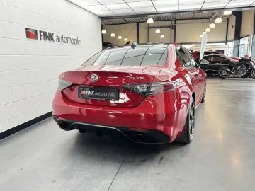 ALFA ROMEO Giulia 2.0 Competizione Q4 Turbo Panoramadach