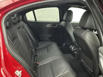 ALFA ROMEO Giulia 2.0 Competizione Q4 Turbo Panoramadach