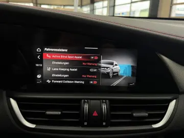 ALFA ROMEO Giulia 2.0 Competizione Q4 Turbo Panoramadach