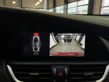 ALFA ROMEO Giulia 2.0 Competizione Q4 Turbo Panoramadach